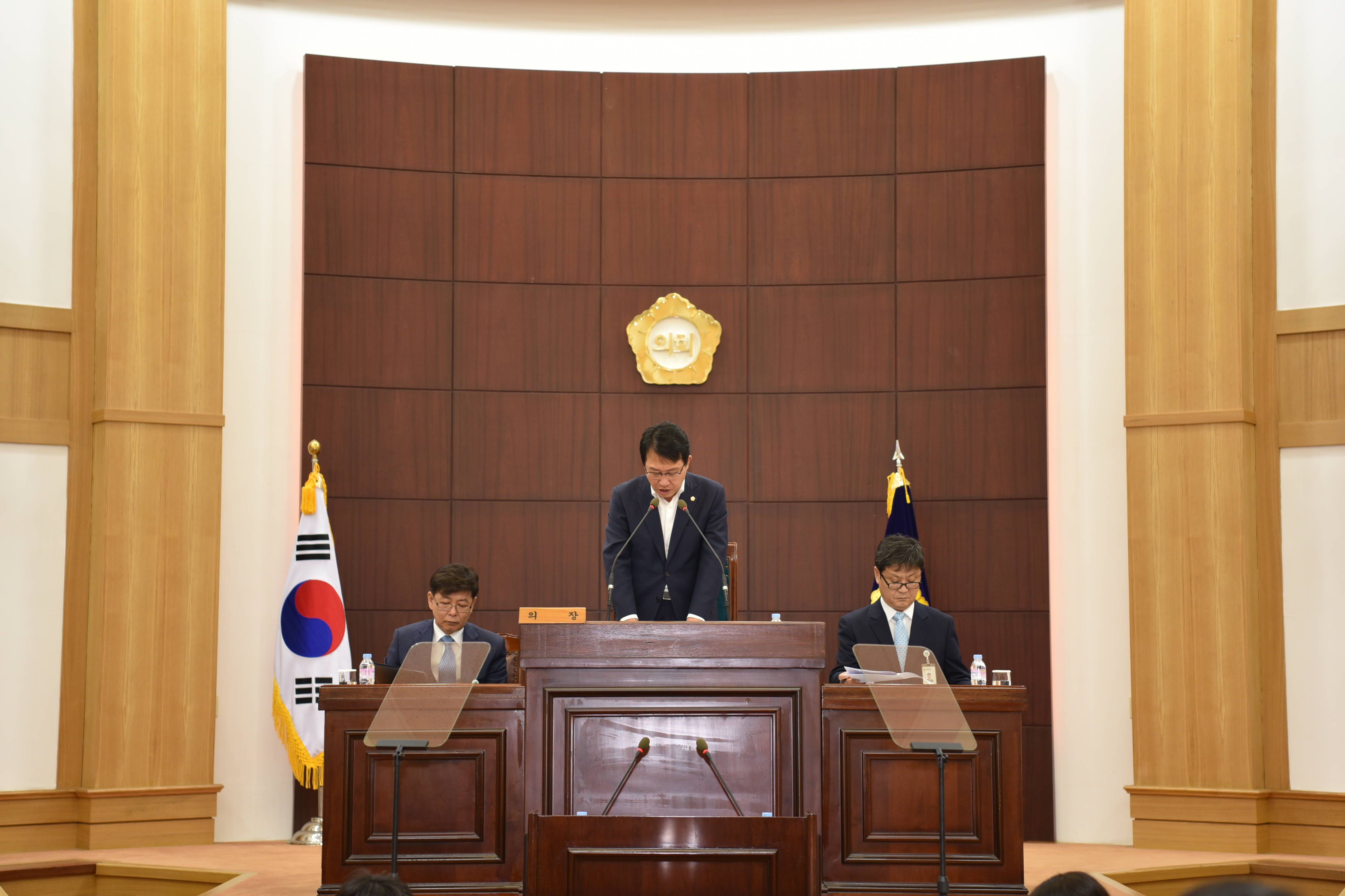 제211회 제1차 정례회 제1차 본회의 