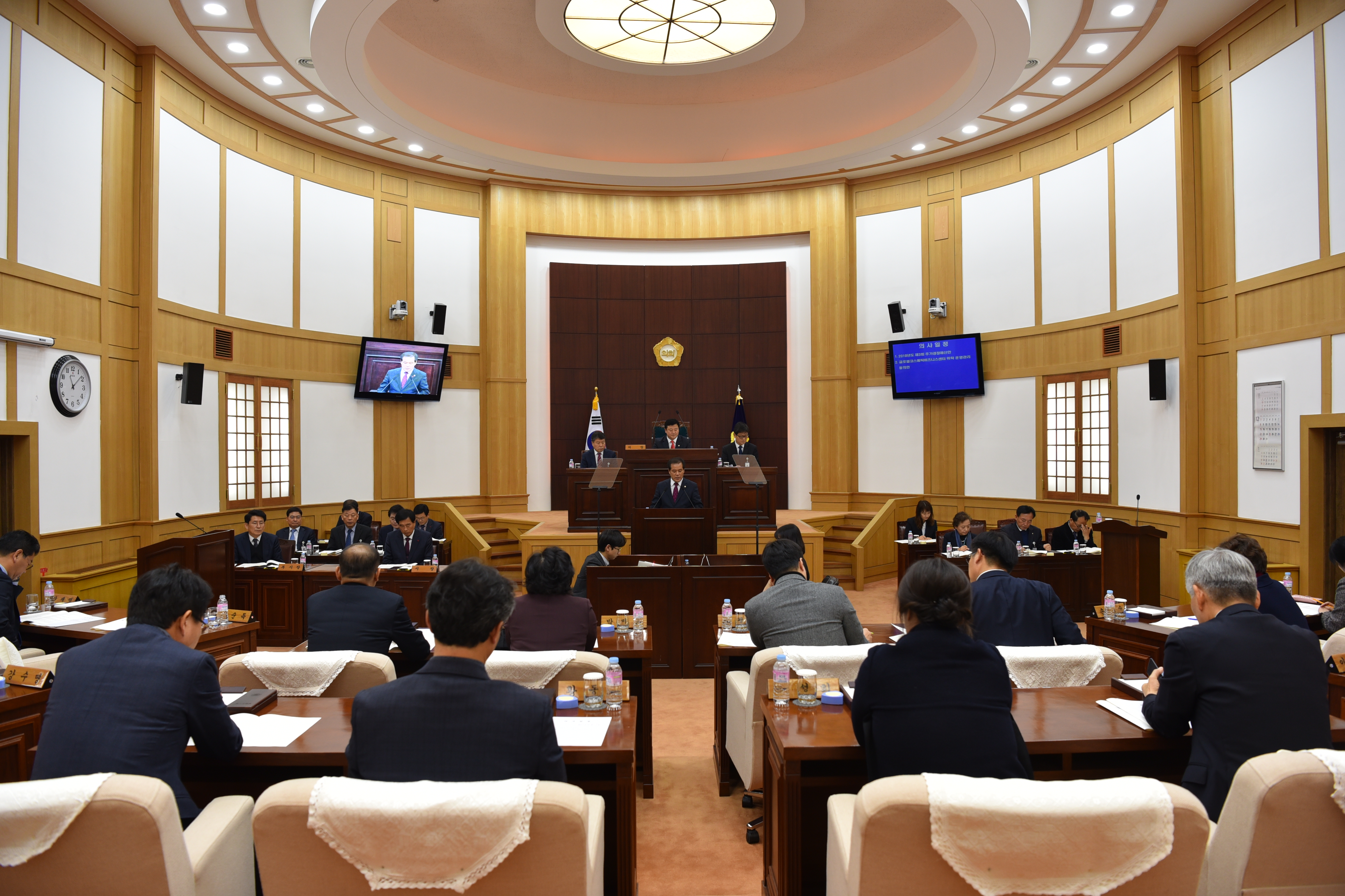 제215회 경산시의회 임시회 본회의 폐회